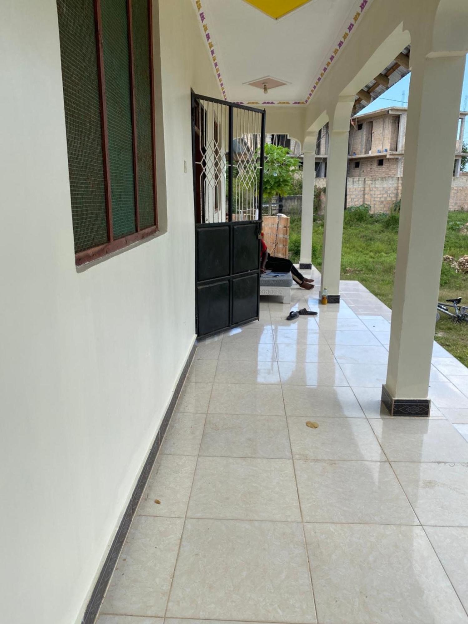 Bed and breakfast Falcon House Kendwa Extérieur photo