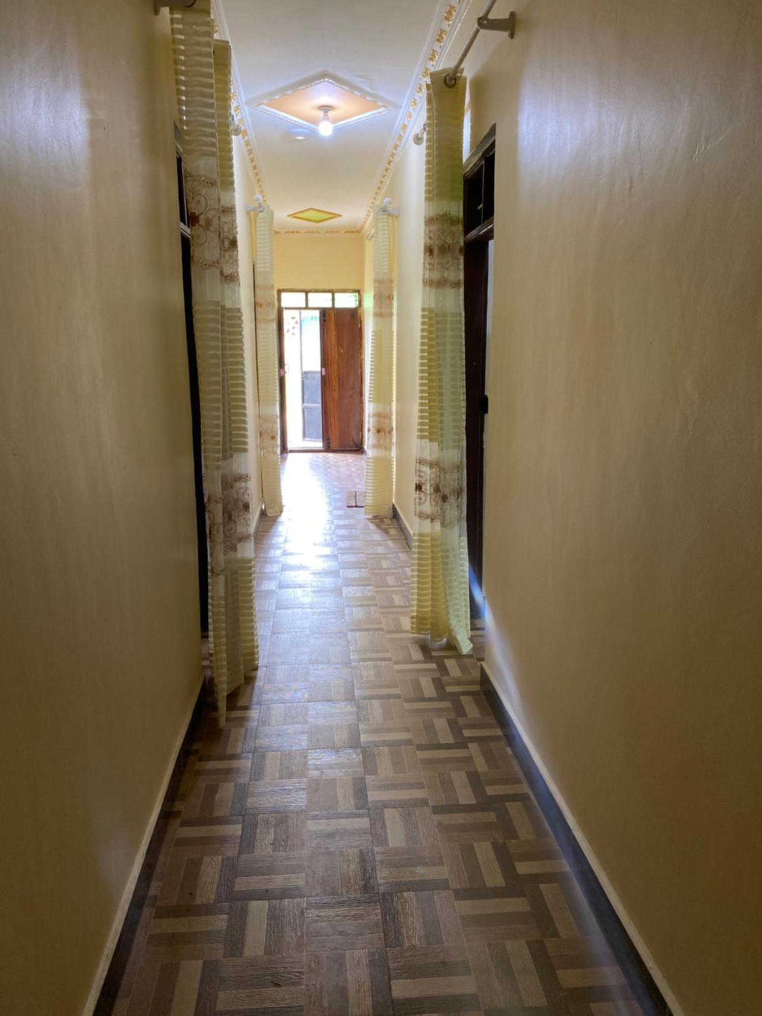 Bed and breakfast Falcon House Kendwa Extérieur photo
